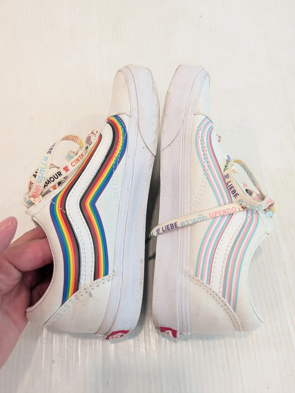 VANS Pride Rainbow Low Top White Sneakers Size 7
